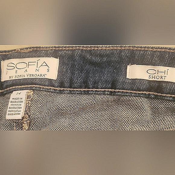 Sofia Jeans by Sofia Vergara Chic Short, size 14 - Picture 3 of 3